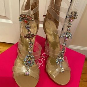 Ursula dress sandals from Shoe Dazzle.